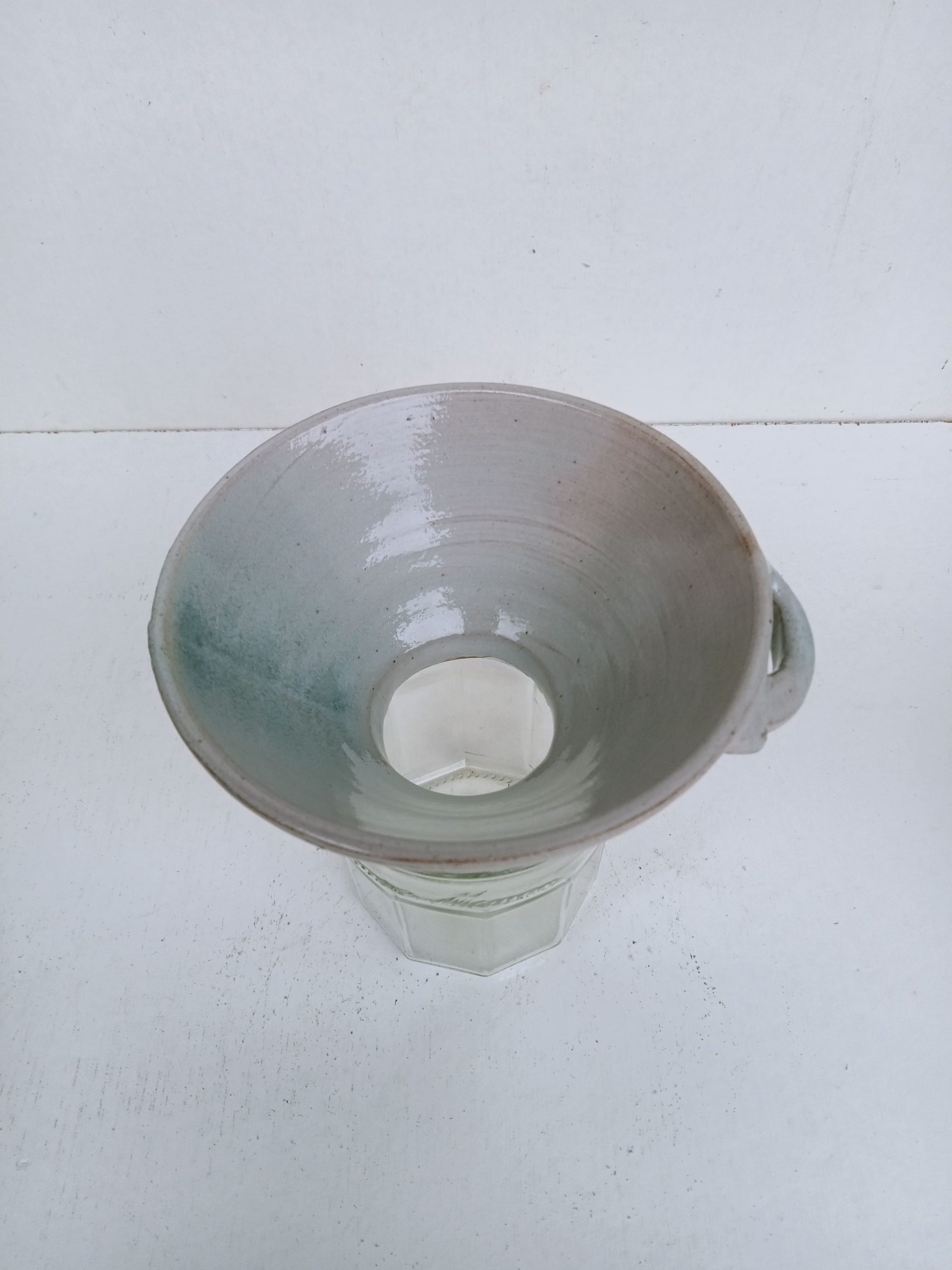 entonnoir à confiture gris