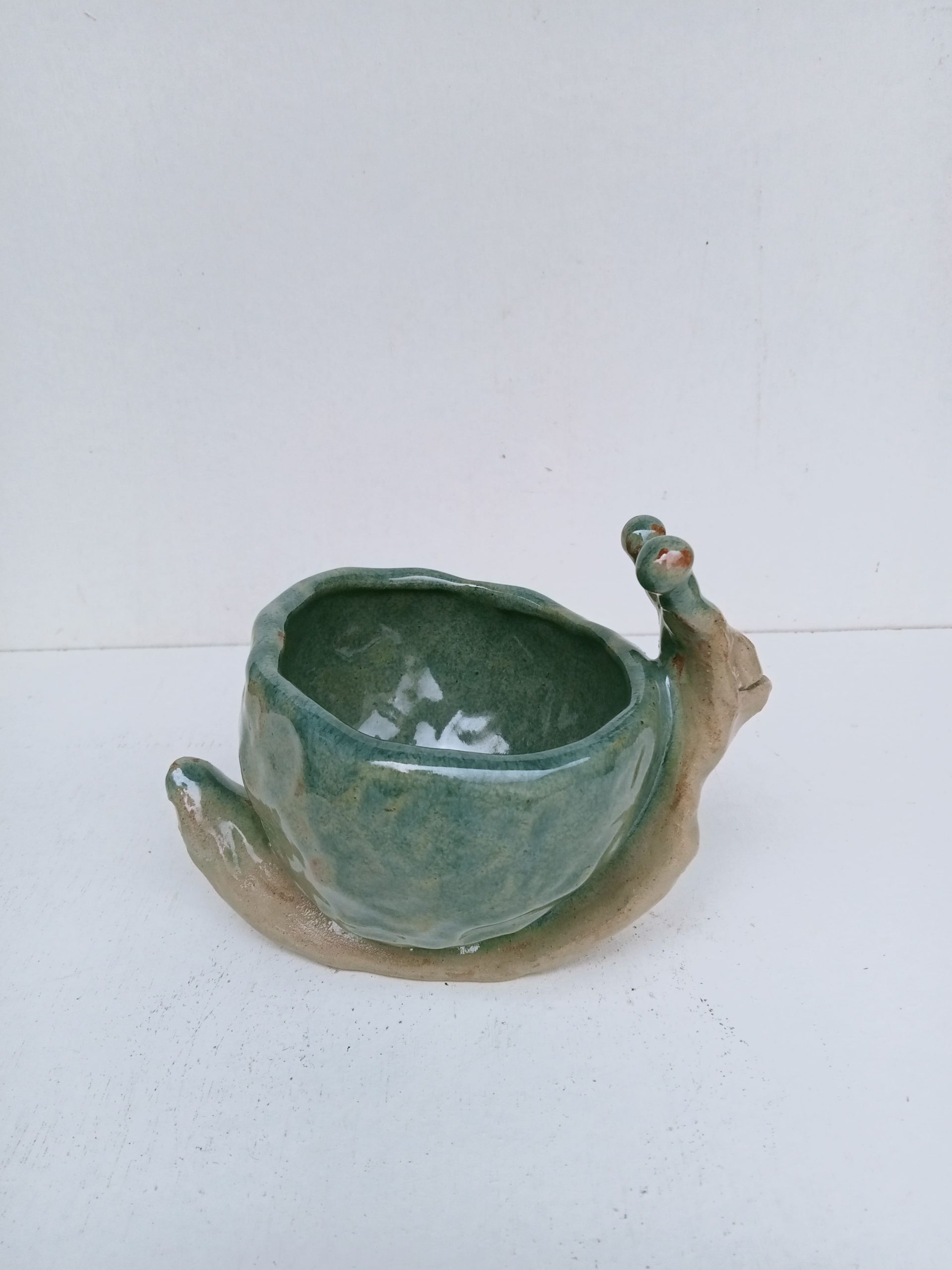 vide poche en forme d'escargot